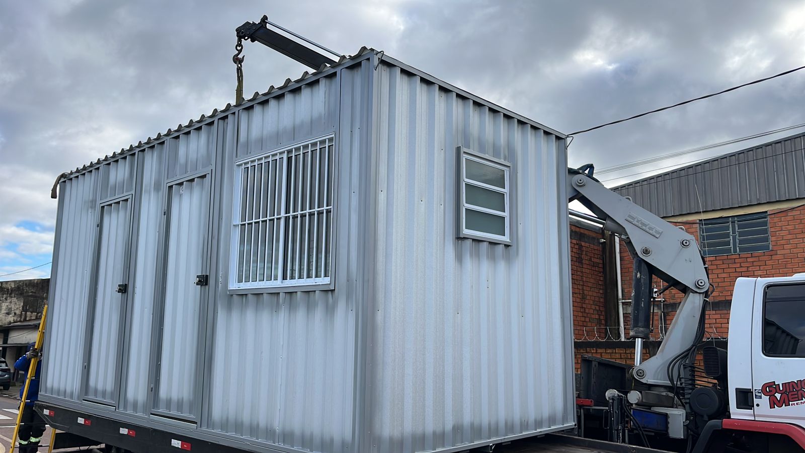 Escritorio container 05