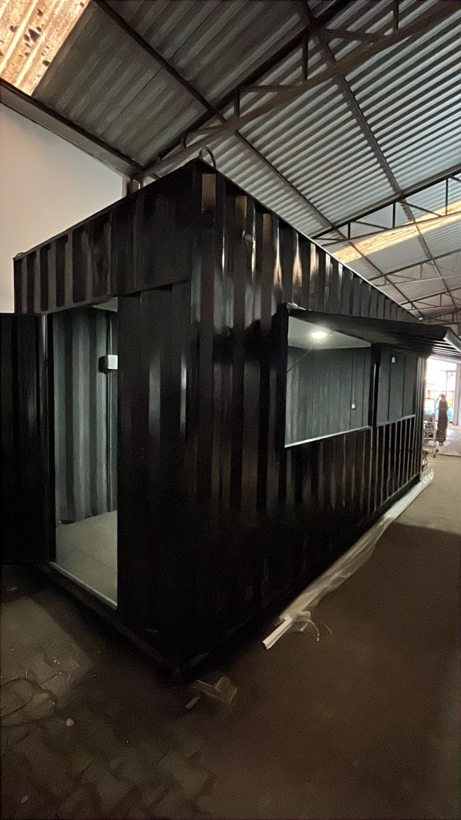 Escritorio container 07