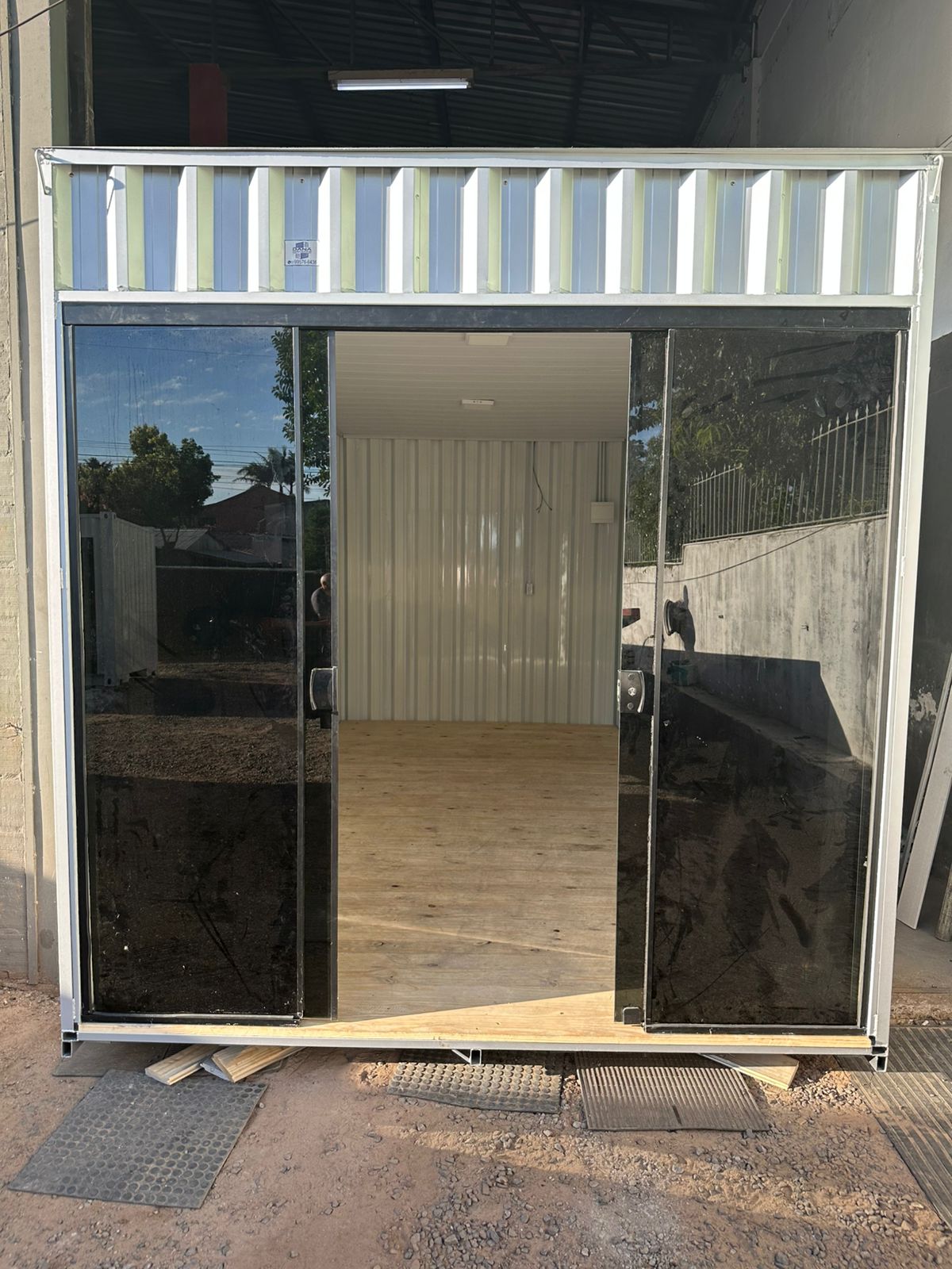 Escritorio container 09