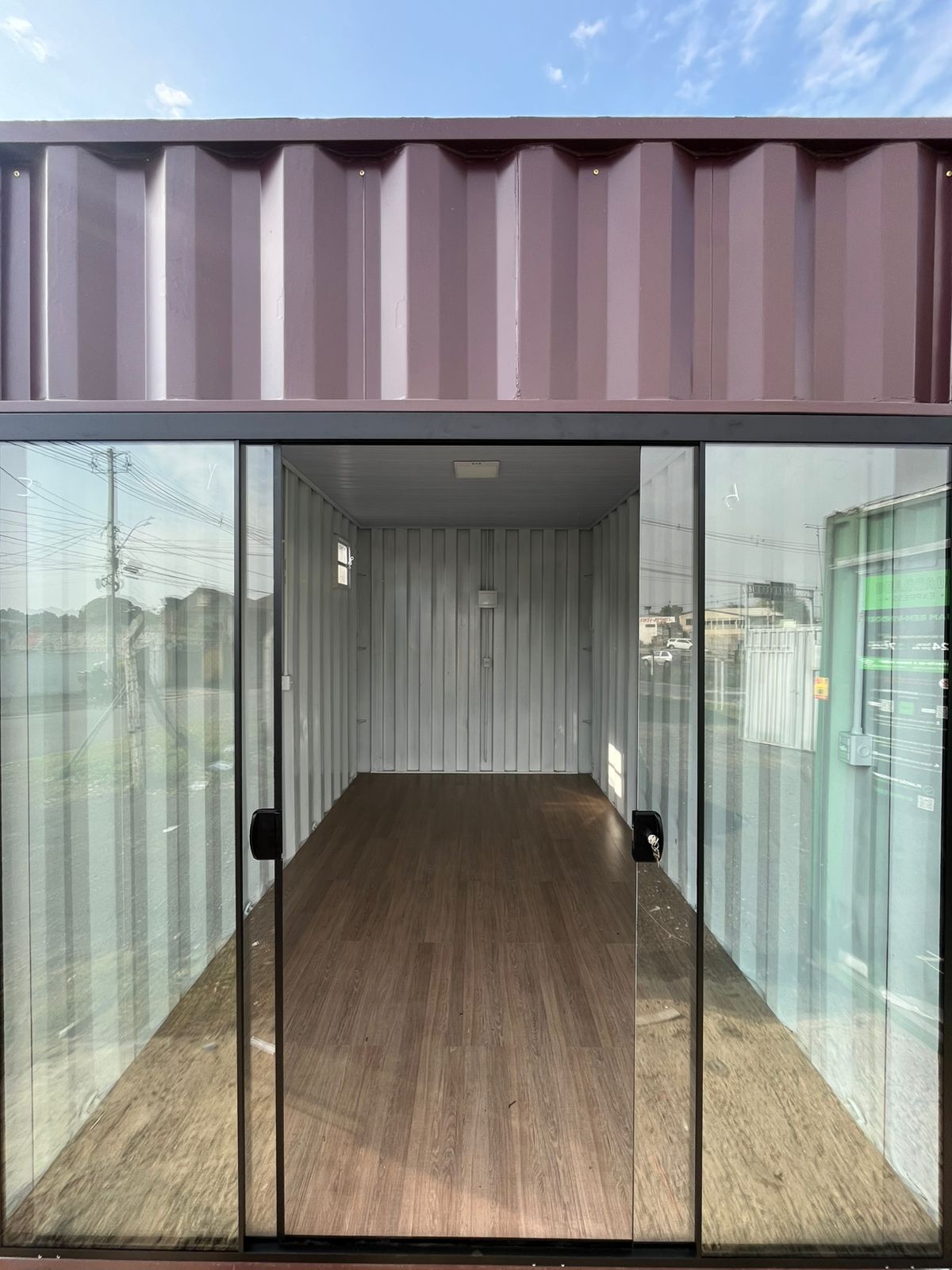 Escritorio container 26