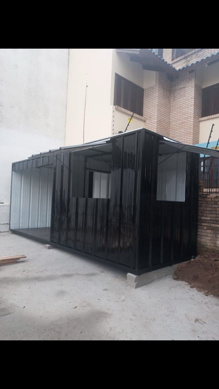 Lancheria container 08